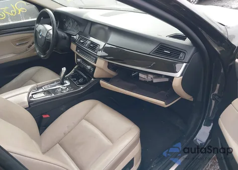 2012 BMW 528I xDrive z USA, uszkodzony, nr VIN WBAXH5C5XCDW02314